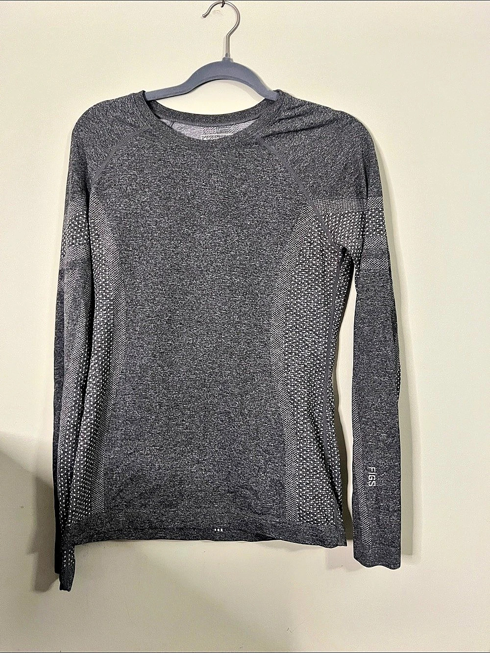 Figs Salta Seamless Long-Sleeve Underscrub Gray Medium - Picture 1 of 3